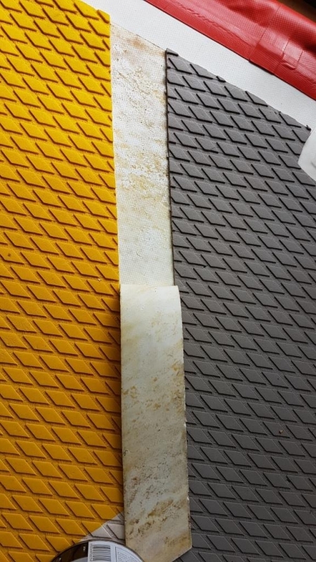 Gluing deckpad up to 25cm²